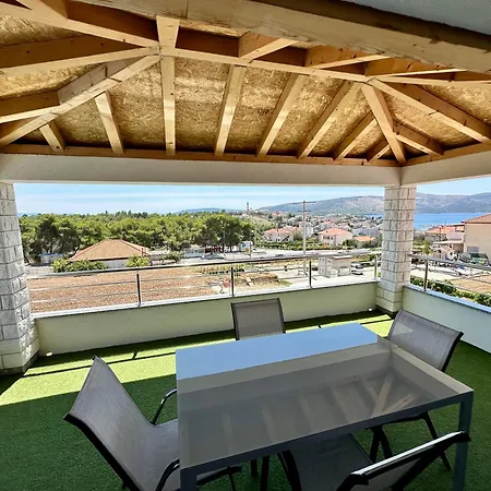 Buenavista Trogir-seget Vranjica سيغيت فغانييتْسا